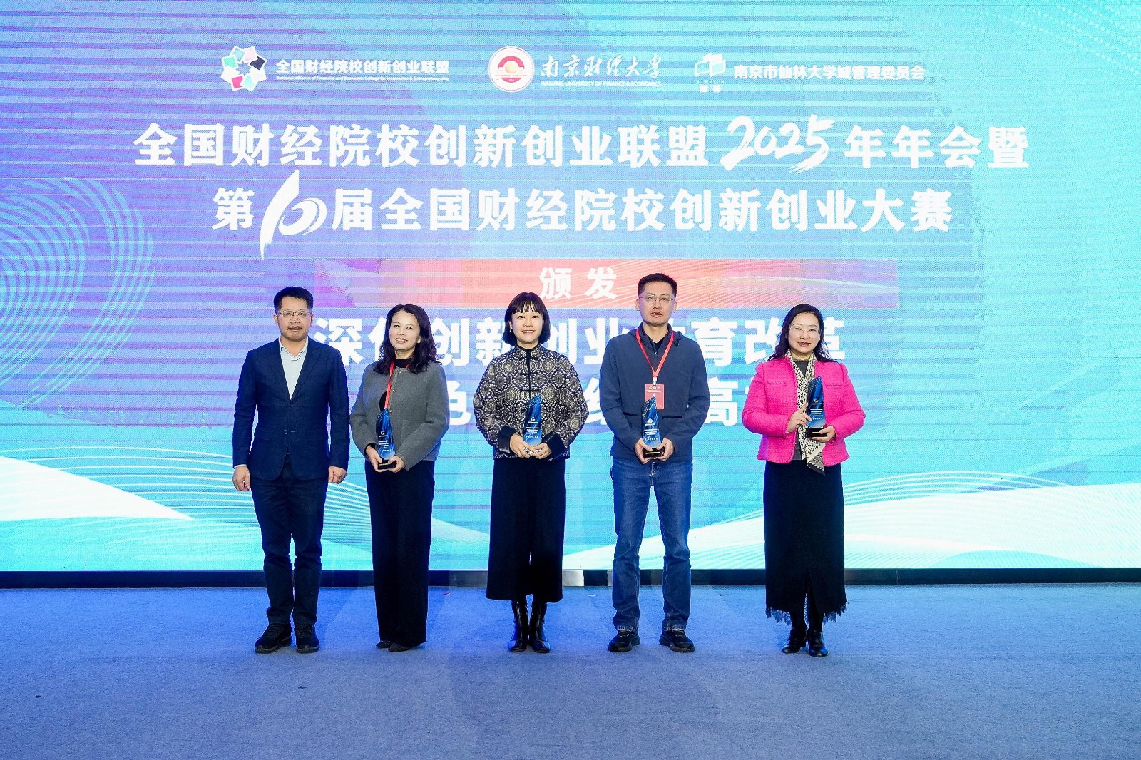 1764815846612813.jpg 1764815846612813.jpg