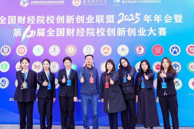 1764815846884318.jpg 1764815846884318.jpg